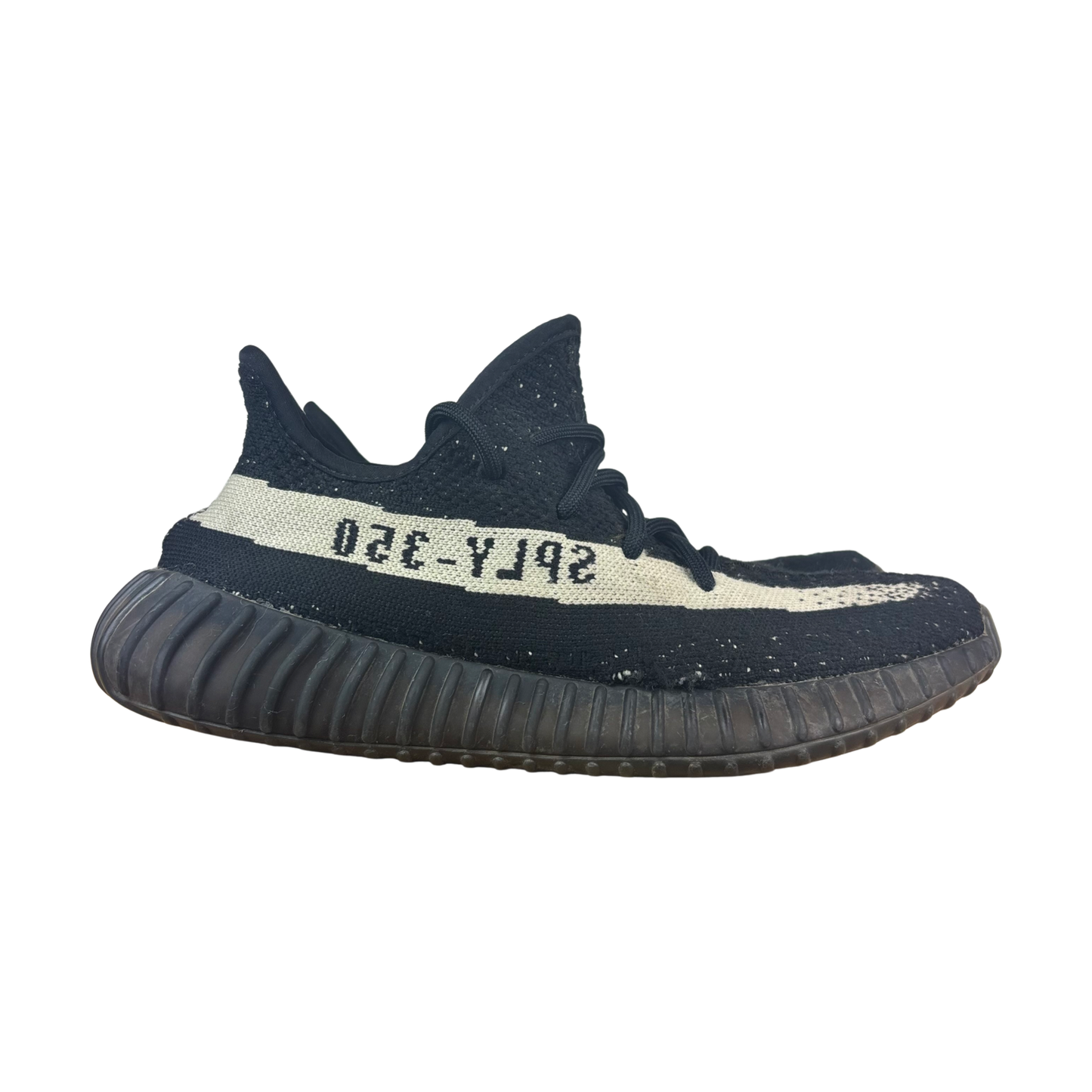 Used Yeezy 350 V2 Oreo - Sz 6
