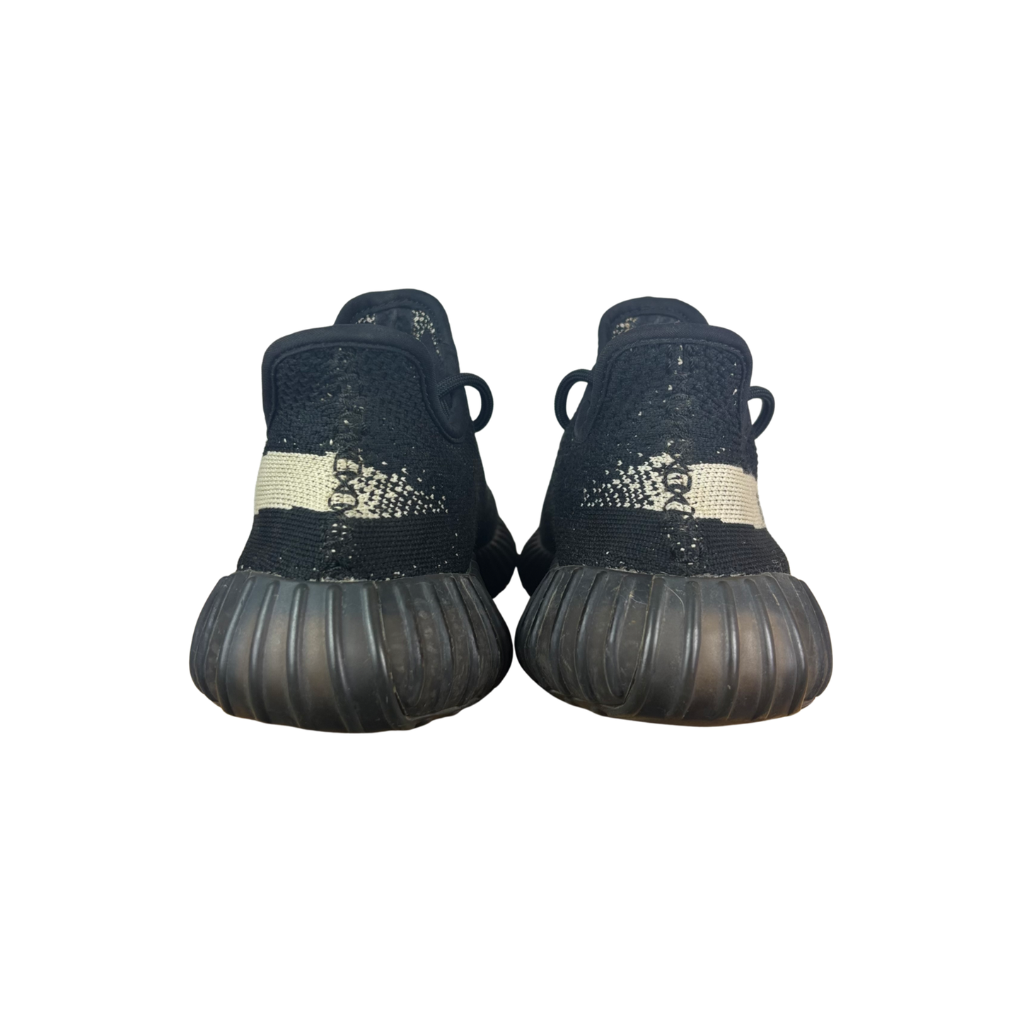 Used Yeezy 350 V2 Oreo - Sz 6