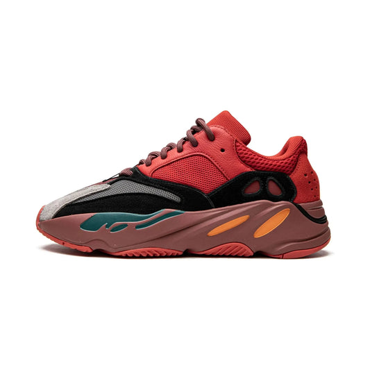 Yeezy 700 - Hi-Res Red