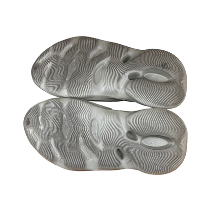 Used adidas Yeezy Foamrunner - Sz 9