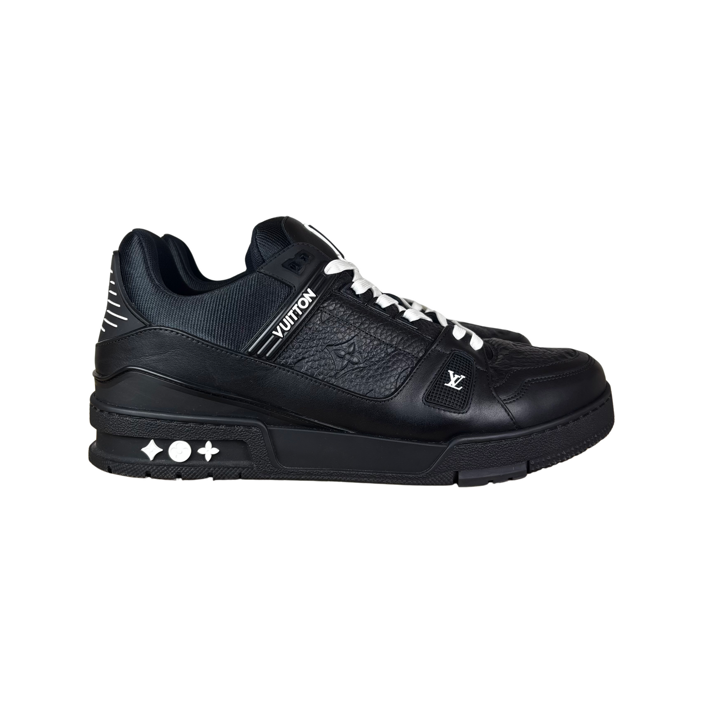 Used LV Trainer Black - Sz 9.5