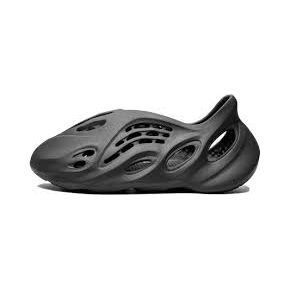 Yeezy Foamrunner Onyx - Sz 11